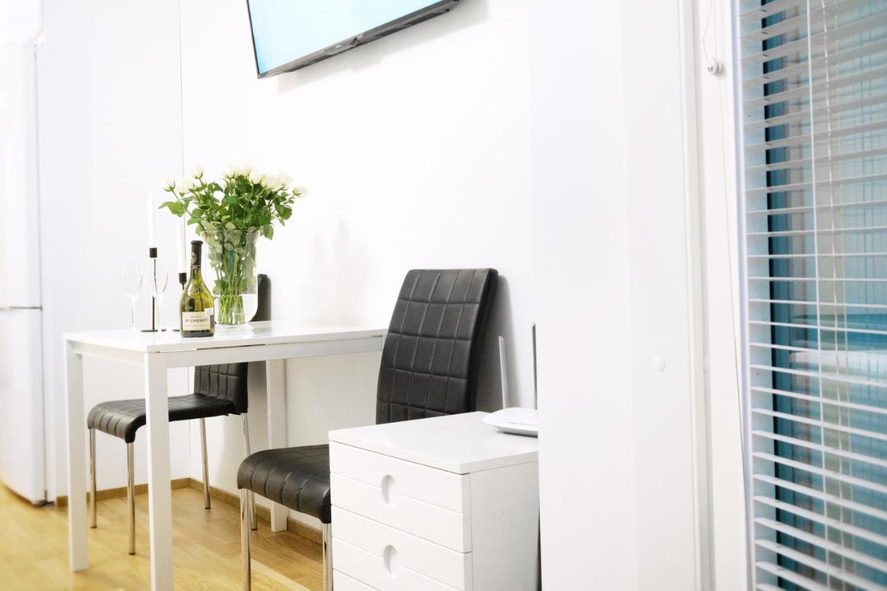 City Center 1R Studio With Perfect View, Parking Oulu Ngoại thất bức ảnh